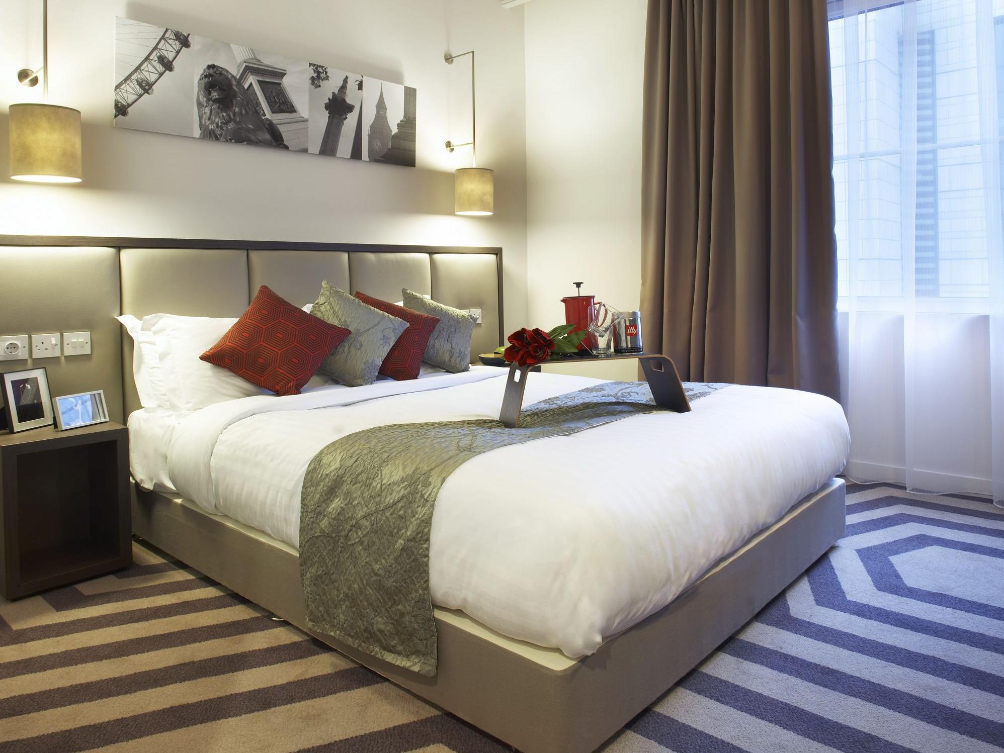 Citadines Trafalgar Square Londra Esterno foto